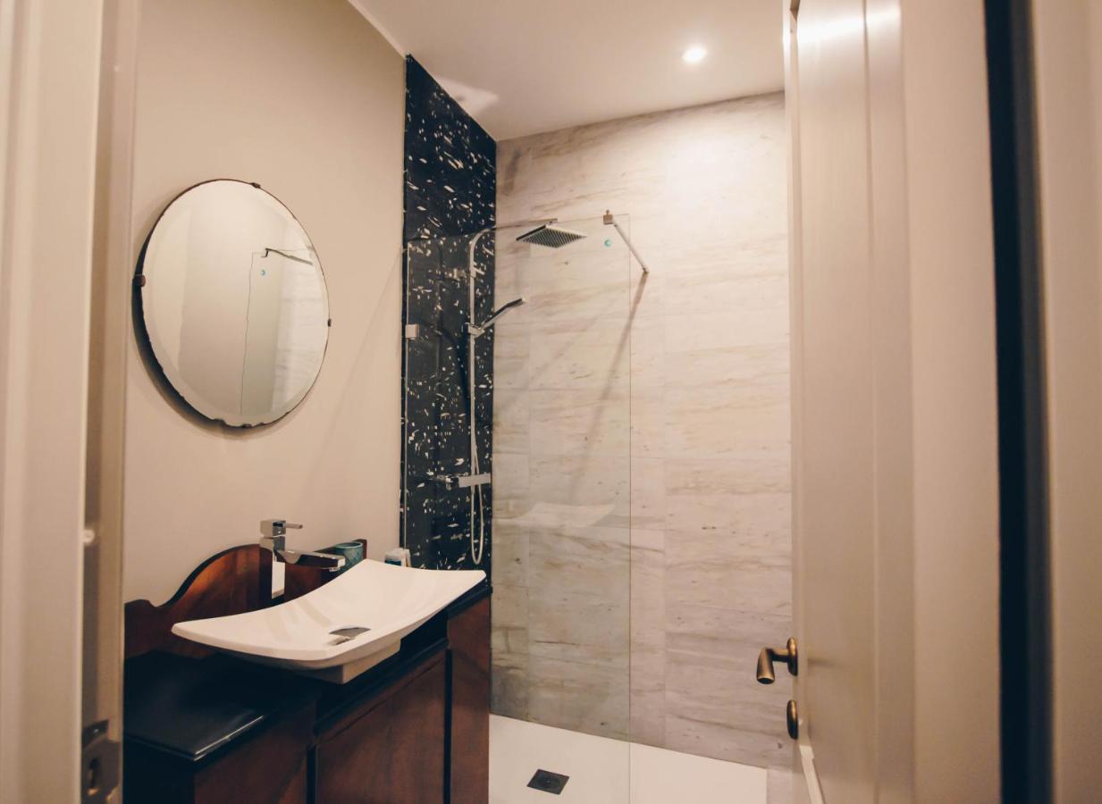 Sally Port Suites Valletta Szoba fotó